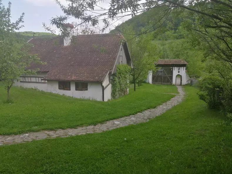 19101132925572425312509651480086802724883213n