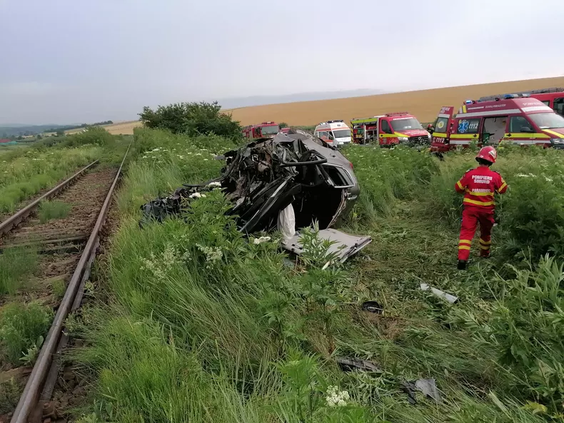 32159991-d055-411a-9fb6-0a8411b9261d