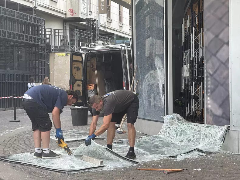 3540039572636198796167454215103384851341505n