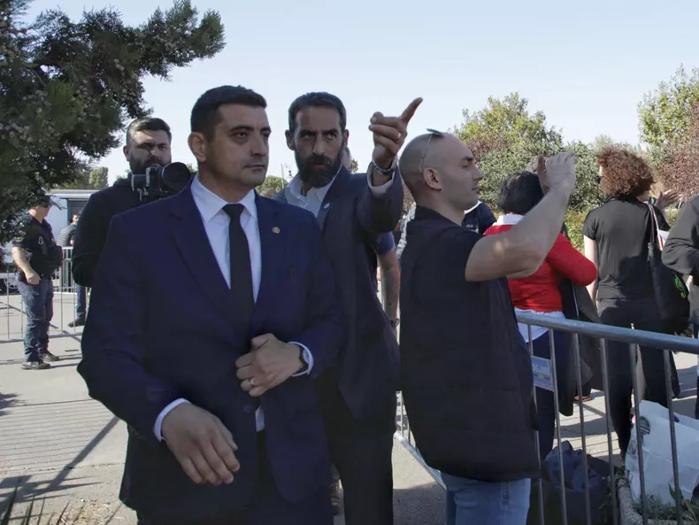 whatsapp-image-2023-10-12-at-15-08-20