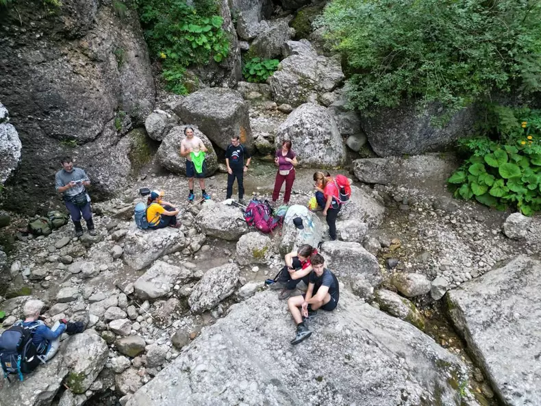 whatsapp-image-2023-10-19-at-08-50-02