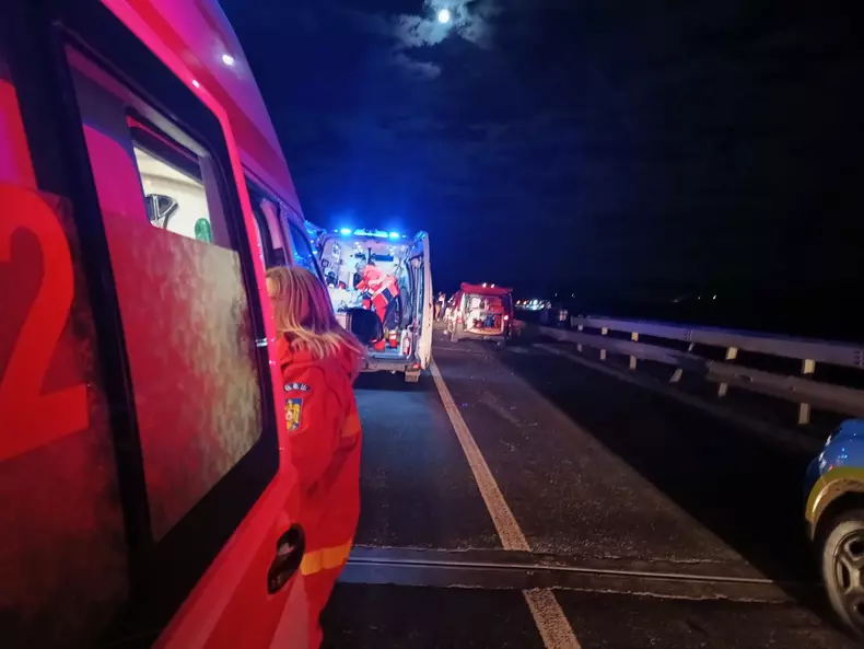 accident-microbuz-medias-2-ibpf