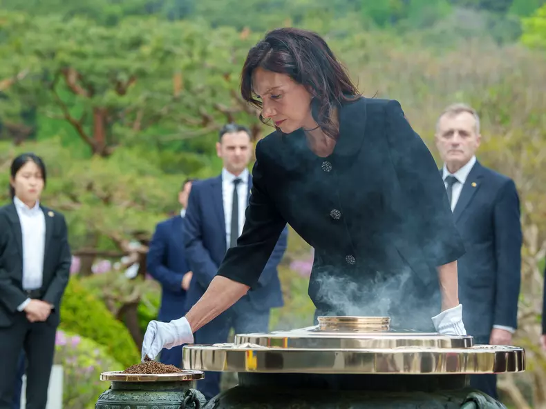 iohannis-coreea-sud-10