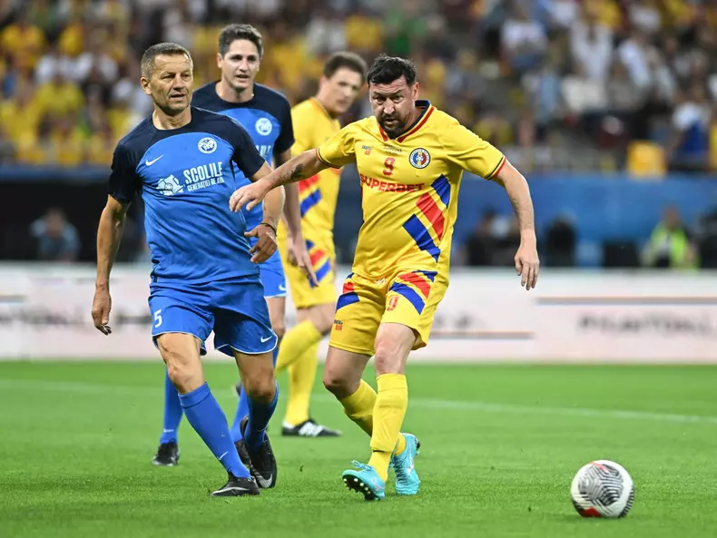 FOTBAL:ROMANIA GENERATIA DE AUR-LEGENDELE LUMII, AMICAL (25.05.2024)