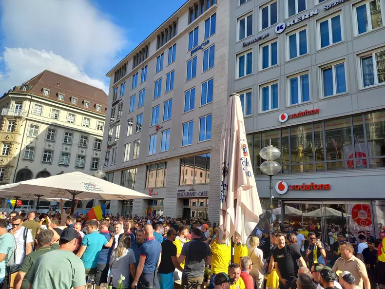 02bb73c3-4d38-4cdd-badd-de40ae143170