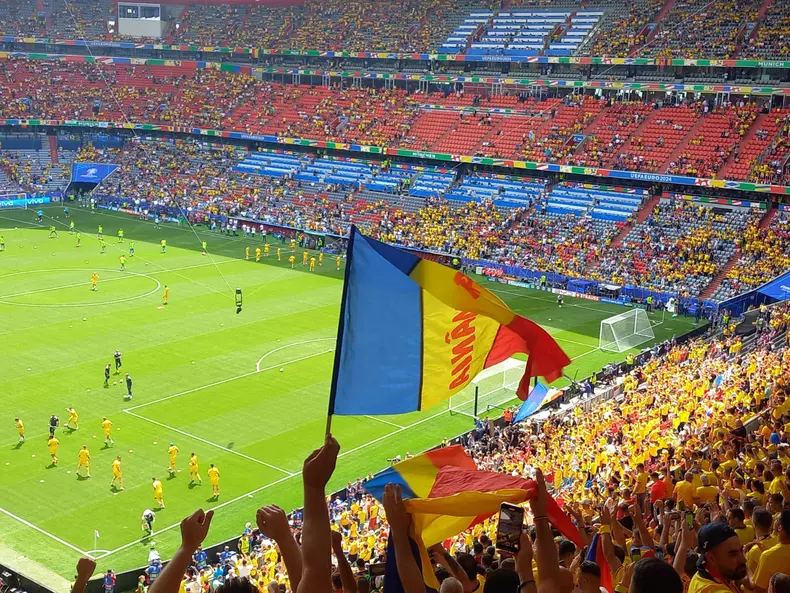 a83826f8-cdde-4ec3-8b73-6abda176e323