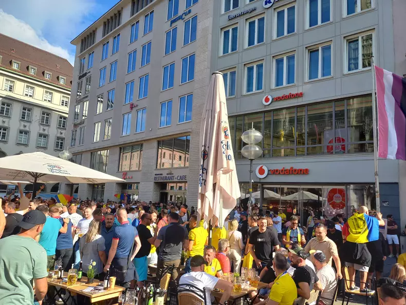 d5e3bade-cb87-4872-8747-38537b2d3fdb