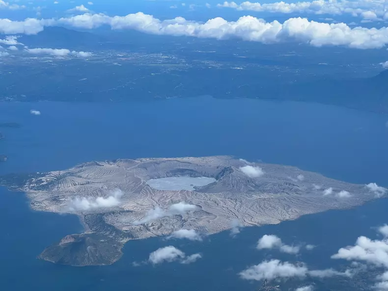 Volcano,In,The,Philippines,-,Taal,Volcano