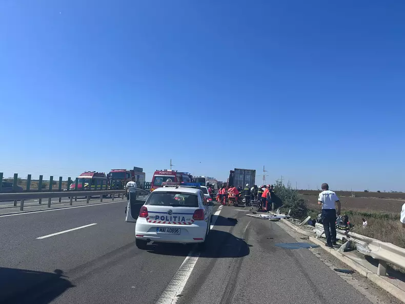 Imagine de la accidentul de pe A4. Foto: ISU Constanța