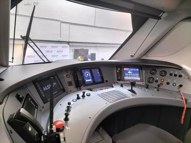 tren-coradia3-clubferoviar.ro