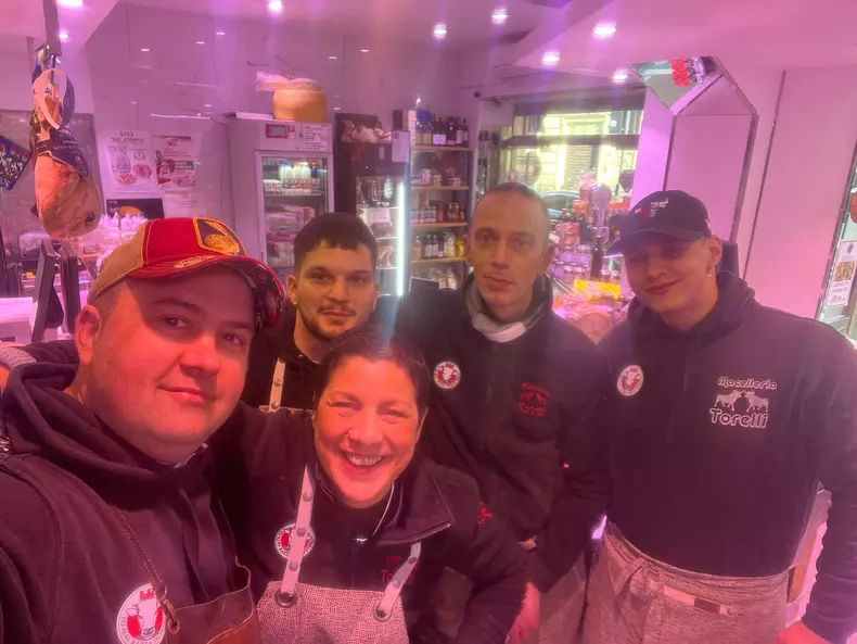 Gabriel Arghir, măcelar cu 20 de ani experiență FOTO: arhivă personală