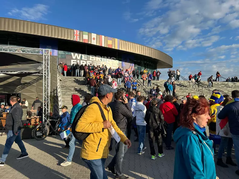 92a4c852-fd80-4135-9240-6d29aaad3d82