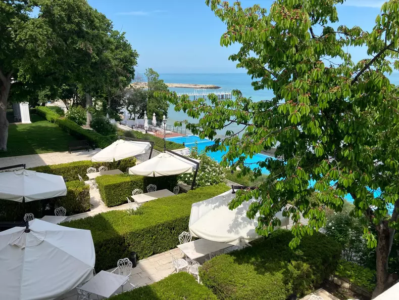 WhatsApp Image 2025-06-02 at 18.25.28