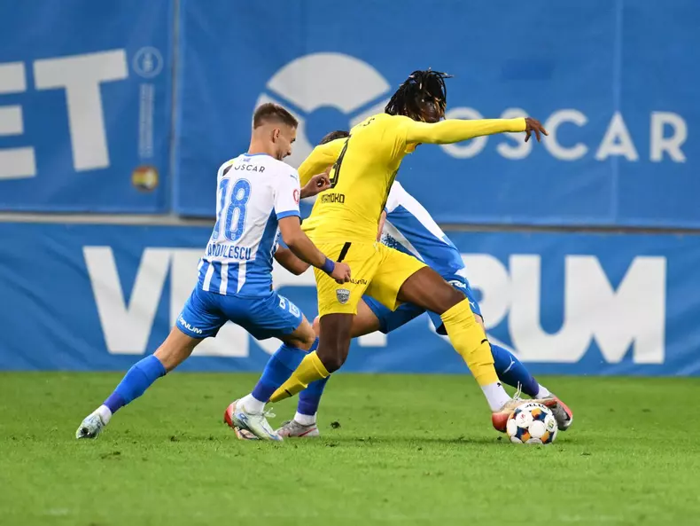 FOTBAL:UNIVERSITATEA CRAIOVA-DINAMO BUCURESTI, SUPERLIGA SUPERBET (26.09.2025)