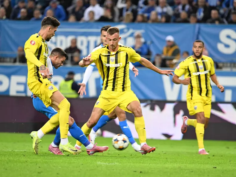 FOTBAL:UNIVERSITATEA CRAIOVA-DINAMO BUCURESTI, SUPERLIGA SUPERBET (26.09.2025)