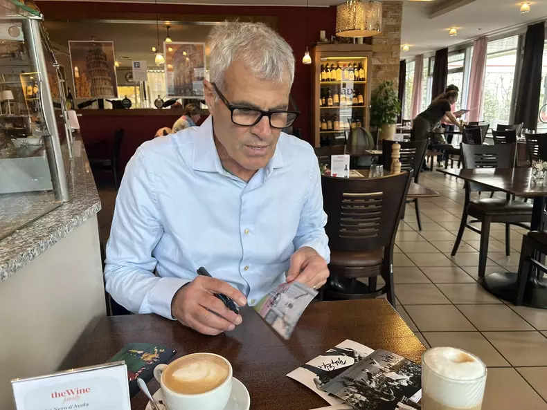 574378285_24776627722020723_8162042582009398007_n