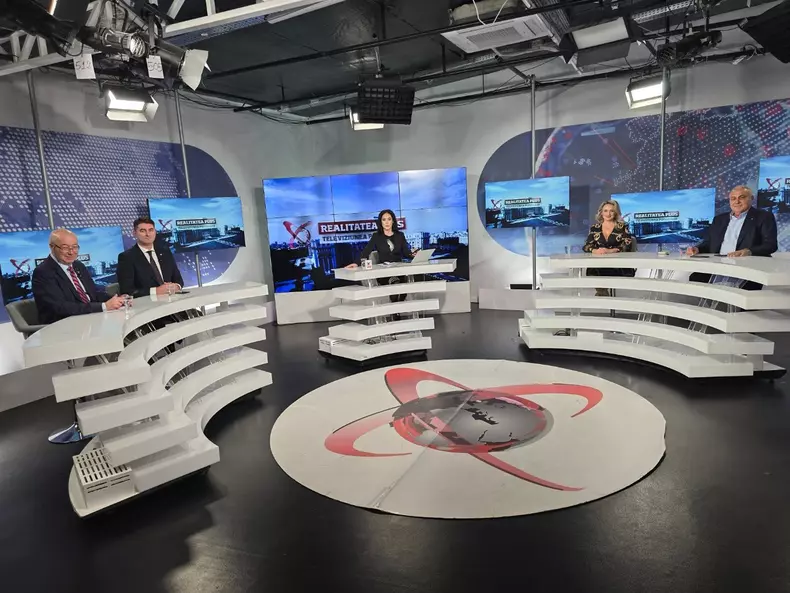 Amalia Bellantoni, reținută. Femeia care a împiedicat-o pe Șoșoacă să candideze la prezidențiale a tâlhărit doi oameni (4)