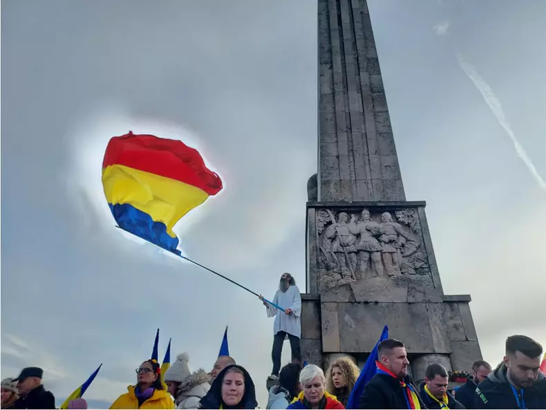 Cezar Avrămuță. Dosarul „Stegarului Dac”10