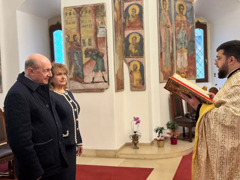 Traian Basescu si sotia Maria nunta de aur