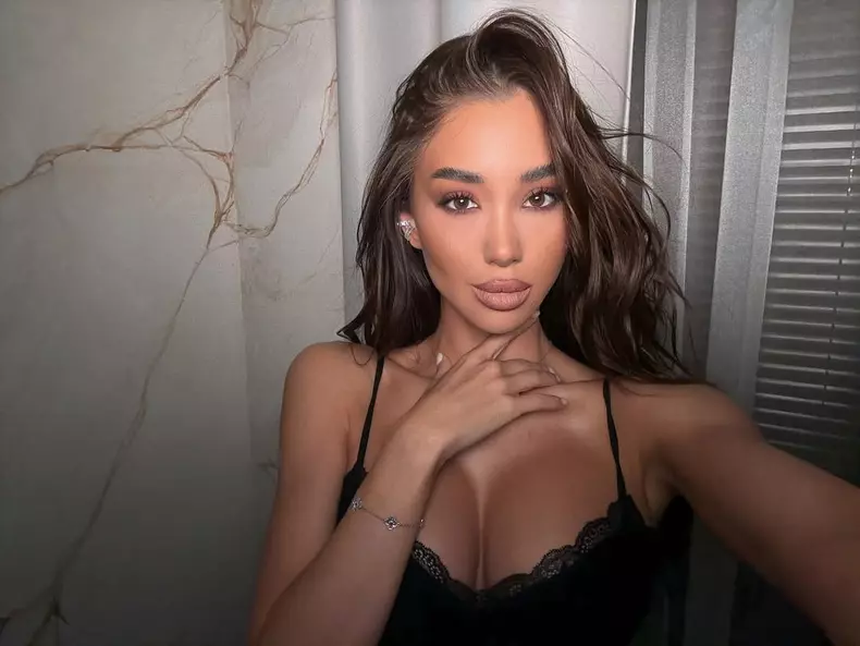 selina megastar Stefani Silikchiyska cantareata bulgaria (16)