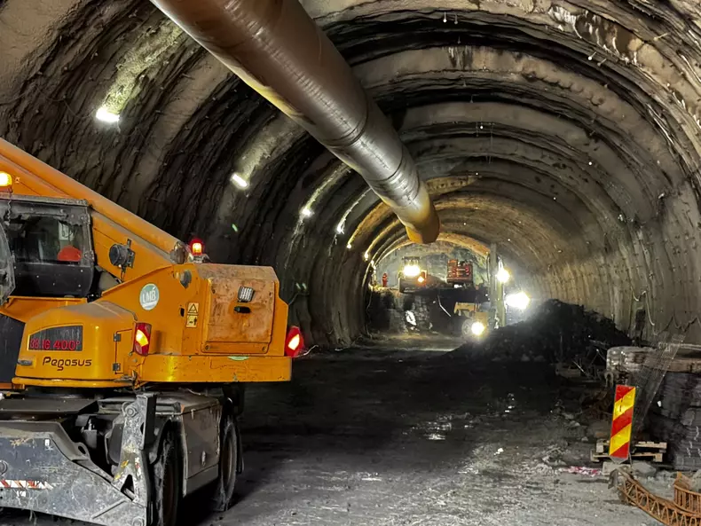 Santierul sectiunii Margina-Holdea a autostrazii Lugoj-Deva Foto - DRDP Timisoara (15)