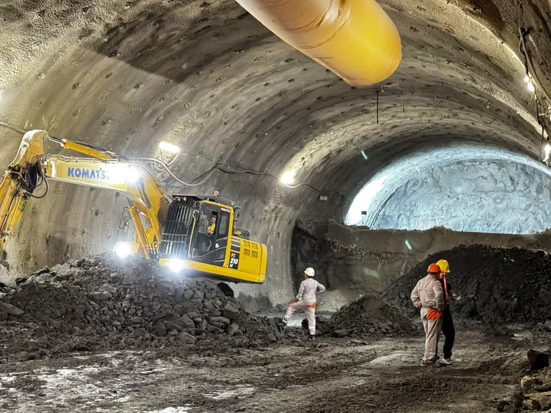 Santierul sectiunii Margina-Holdea a autostrazii Lugoj-Deva Foto - DRDP Timisoara (2)