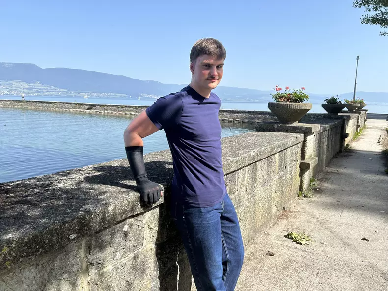 NOA BERSIER PE MALUL LACULUI NEUCHATEL
