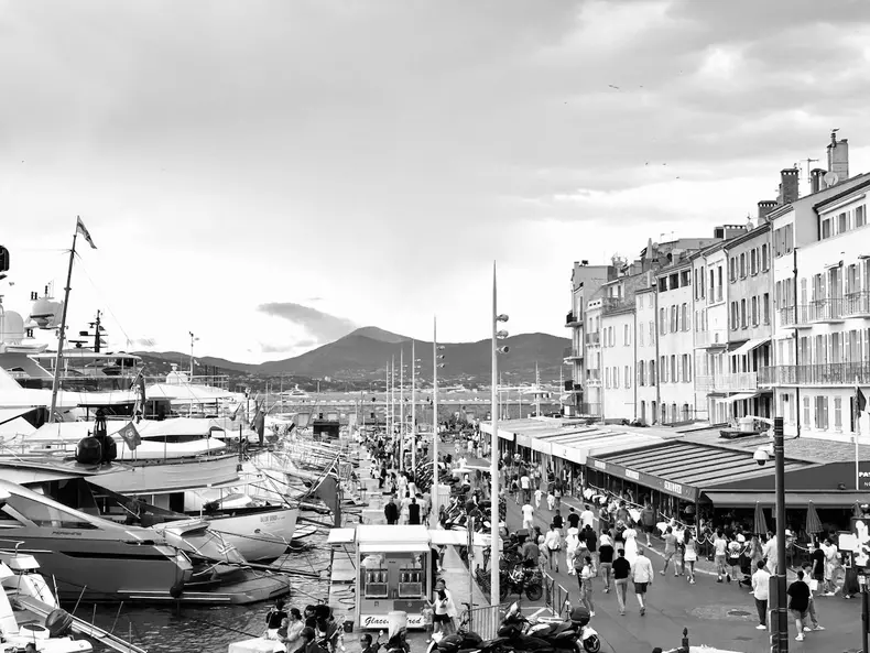 Senequier-Saint-Tropez-restaurant-1