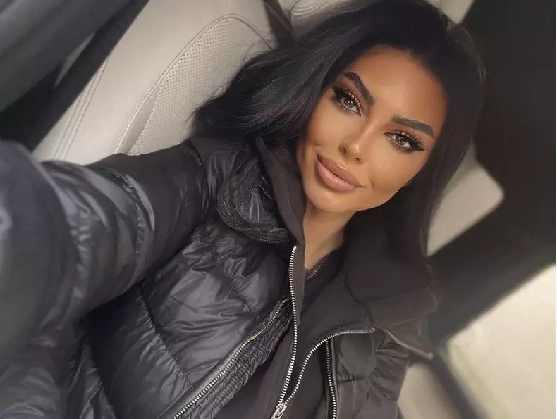 raluca-paraschiv-iubita-syda-2