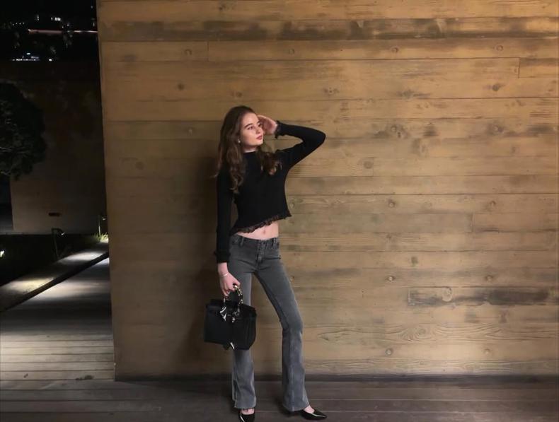 Irina Columbeanu și Monica Gabor în Malibu (2)