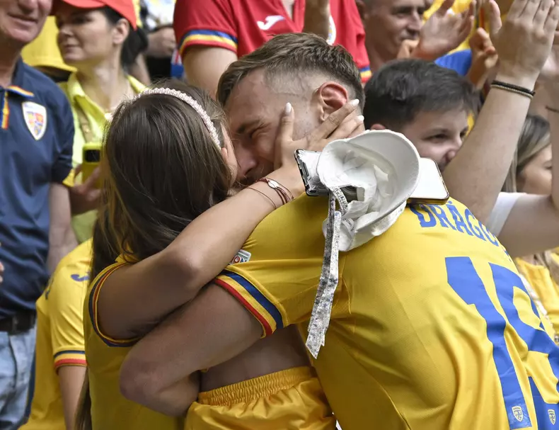 17.06.2024, Fussball UEFA EURO, EM, Europameisterschaft,Fussball 2024, Vorrunde, Match 10, Rumänien - Ukraine, in der Fu
