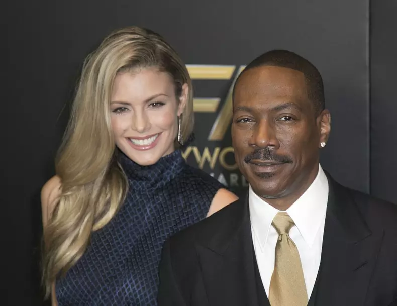 Eddie Murphy va deveni tată