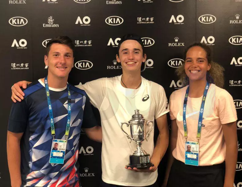 PHOTO-2020-02-01-21-01-09