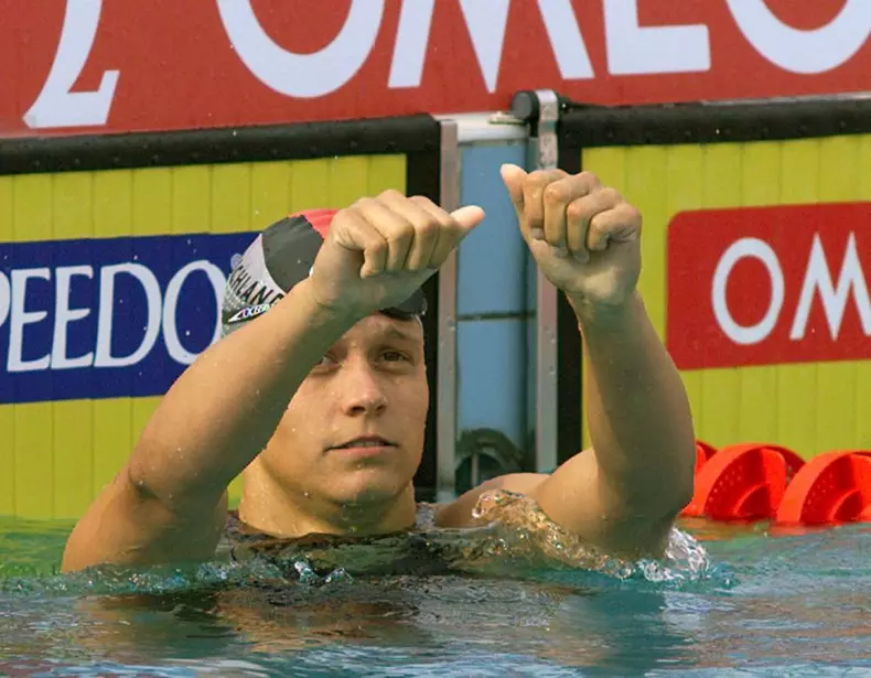 SWIMMING-EC-BACKSTROKE-VOELKER