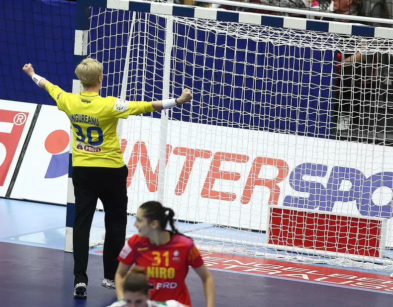 MK1_0564_271378_584dadeee