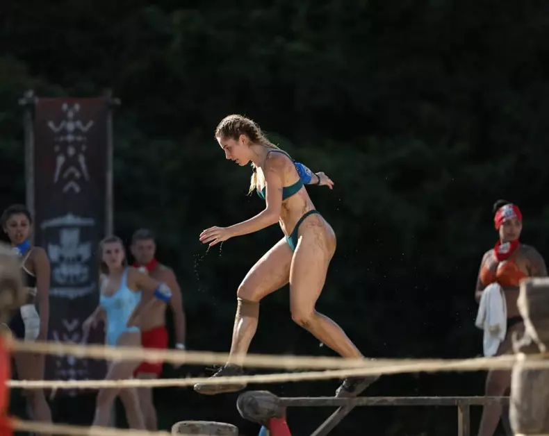 bianca stoica survivor romania 2026 antena 1 razboinici (9)