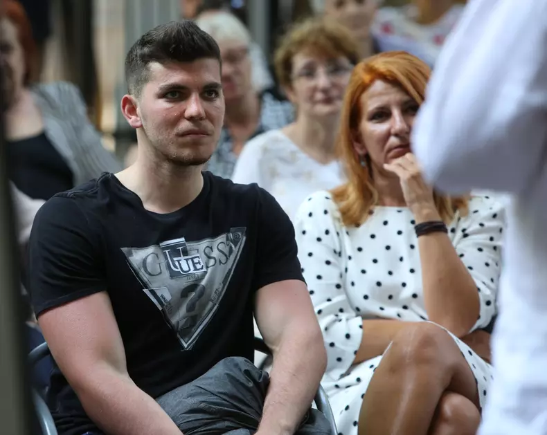 Simona Repan si unul dintre fiii ei