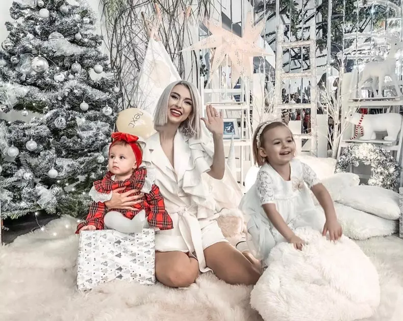 Andreea Bălan și fiicele ei