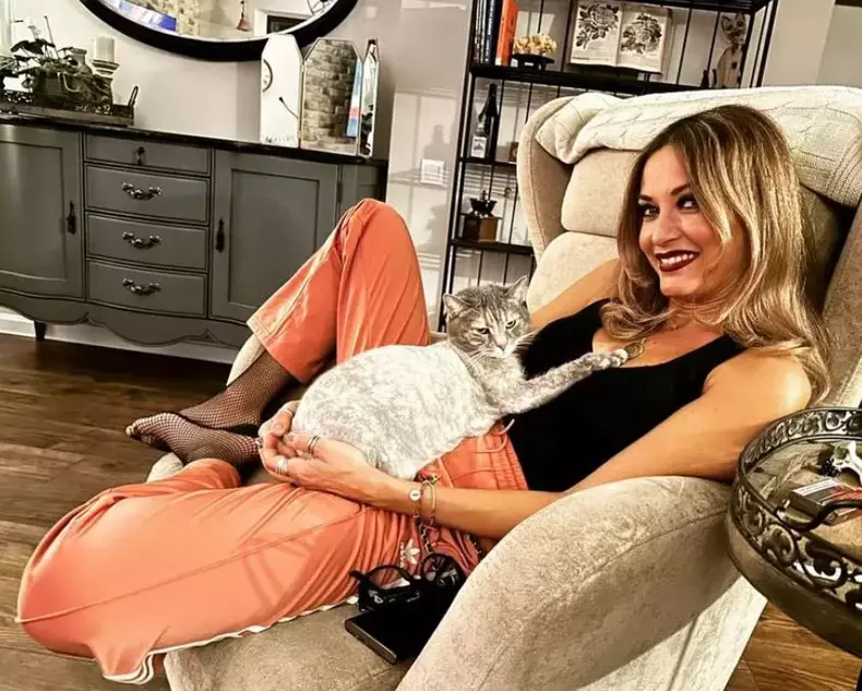 Anca Țurcașiu casă (4)