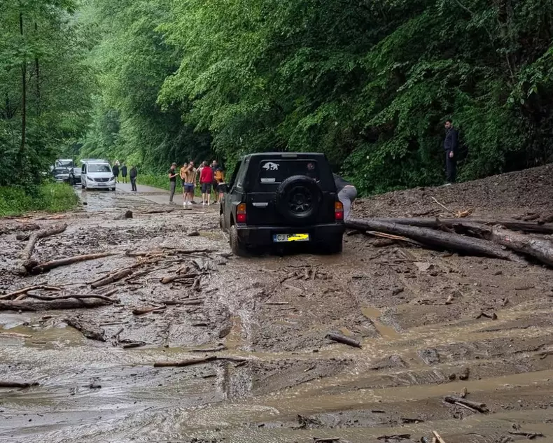 Probleme din cauza vremii nefavorabile s-au înregistrat și în județul Cluj, Foto Facebook Meteoplus