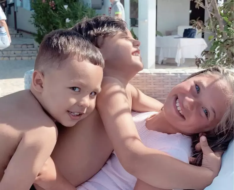 3351338247616732288111906260006935547947729n