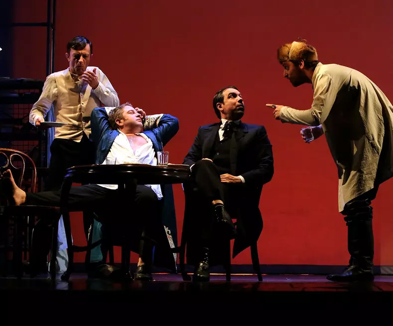 Pavel Bartos in Fugarii