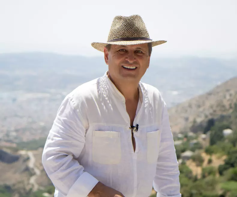 nea marin aventura cu 4 stele