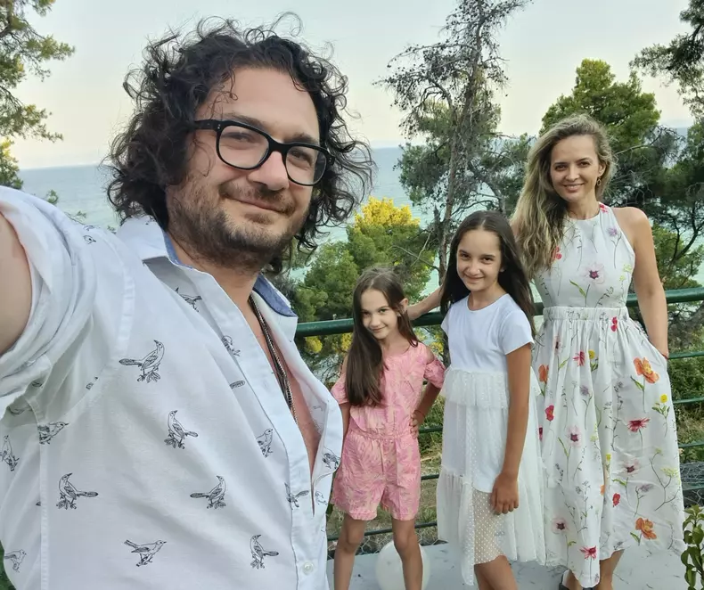 florin-dumitrescu-si-familia-2