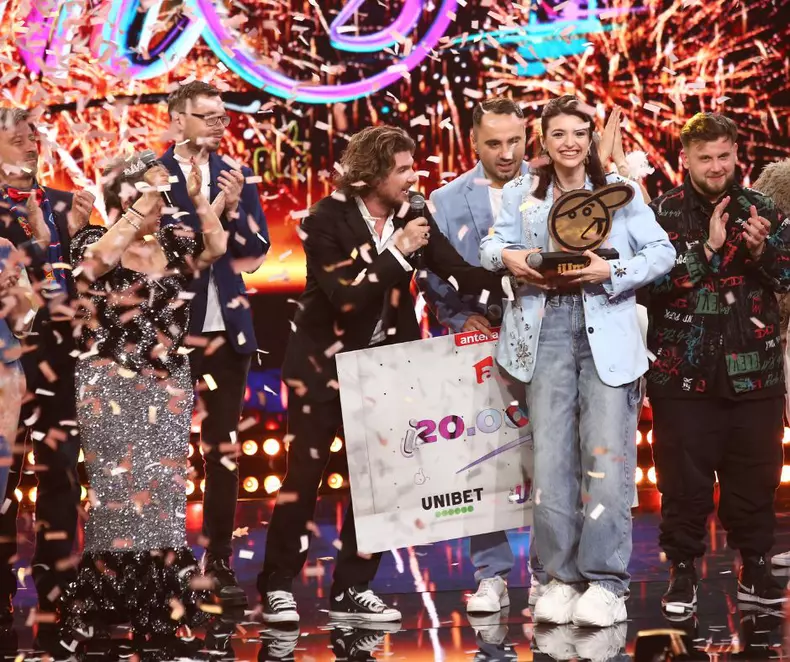 Mădălina Mihai a câștigat iUmor (2)