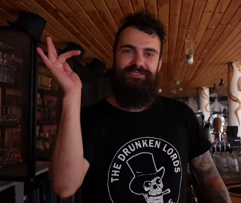 Limbajul prin semne al barmanilor