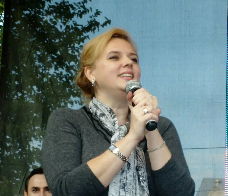 10703530_1553397474889836_4938764665123880144_n