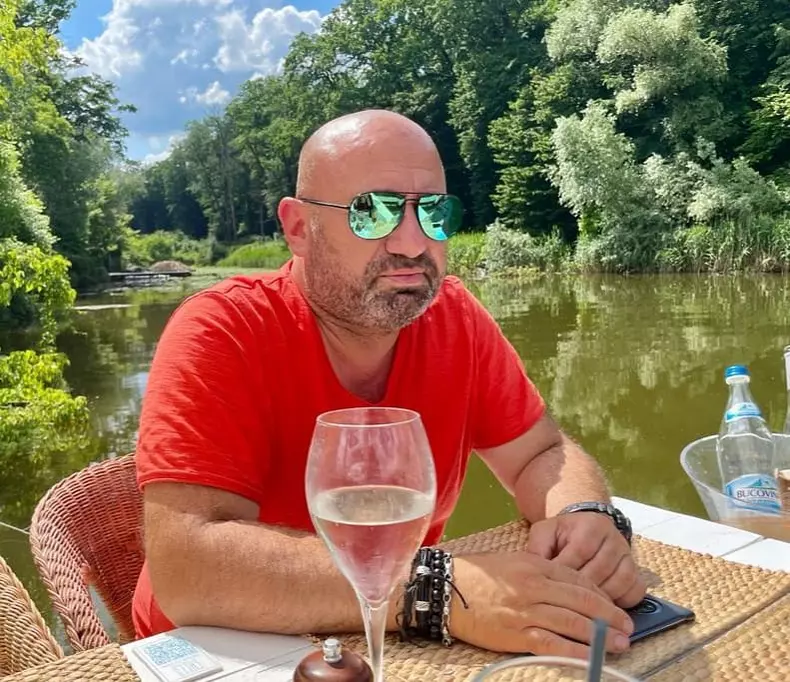 catalin scarlatescu de ce nu e casatorit 3
