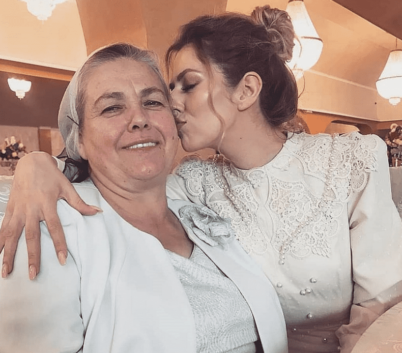 lidia-buble-si-mama-ei-2