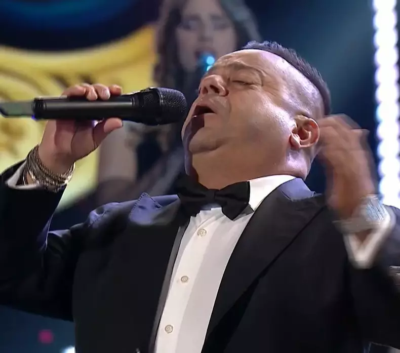 adrian-minune-vocea-romaniei-2023-6